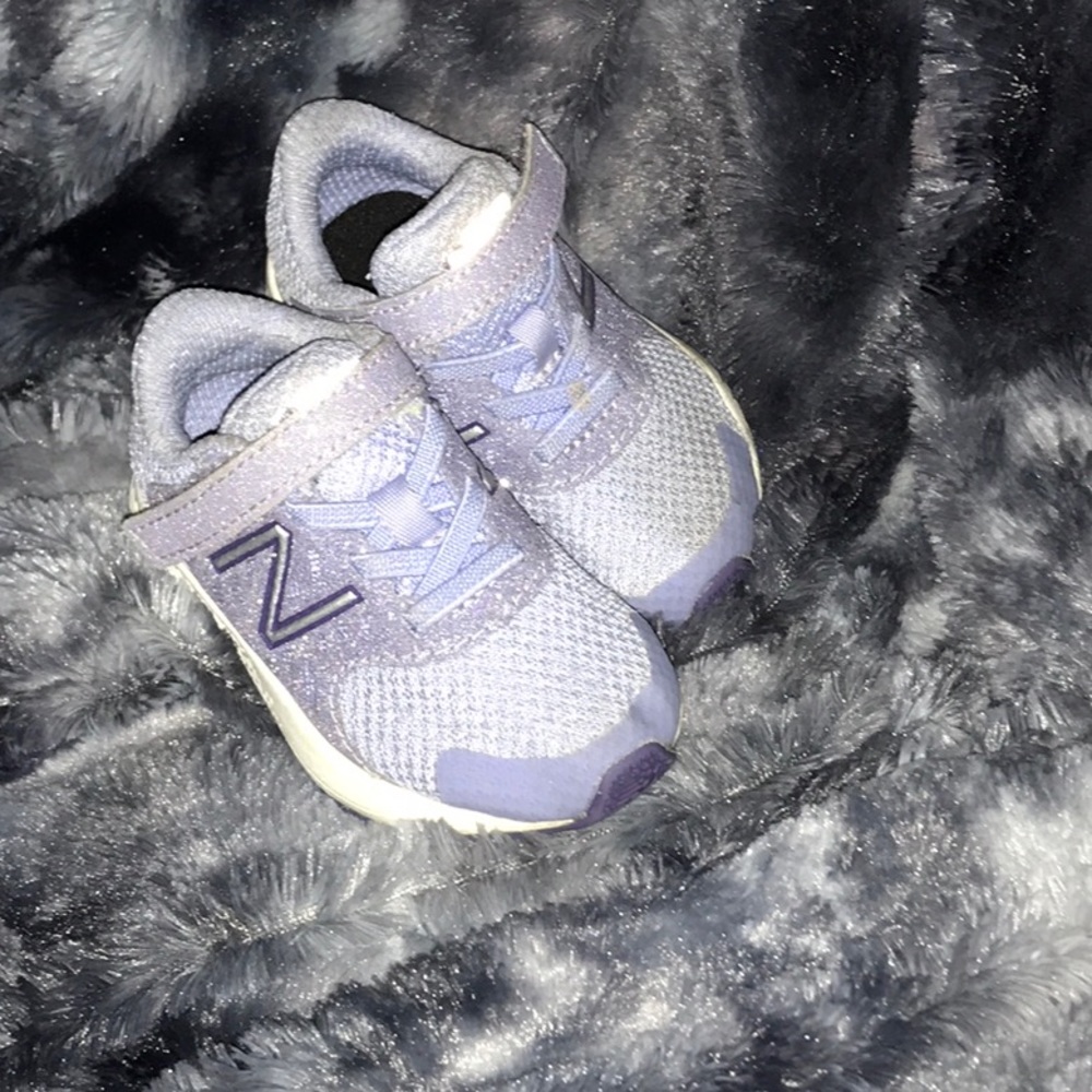 New Balance Toddler Size 4 Tennis shoes